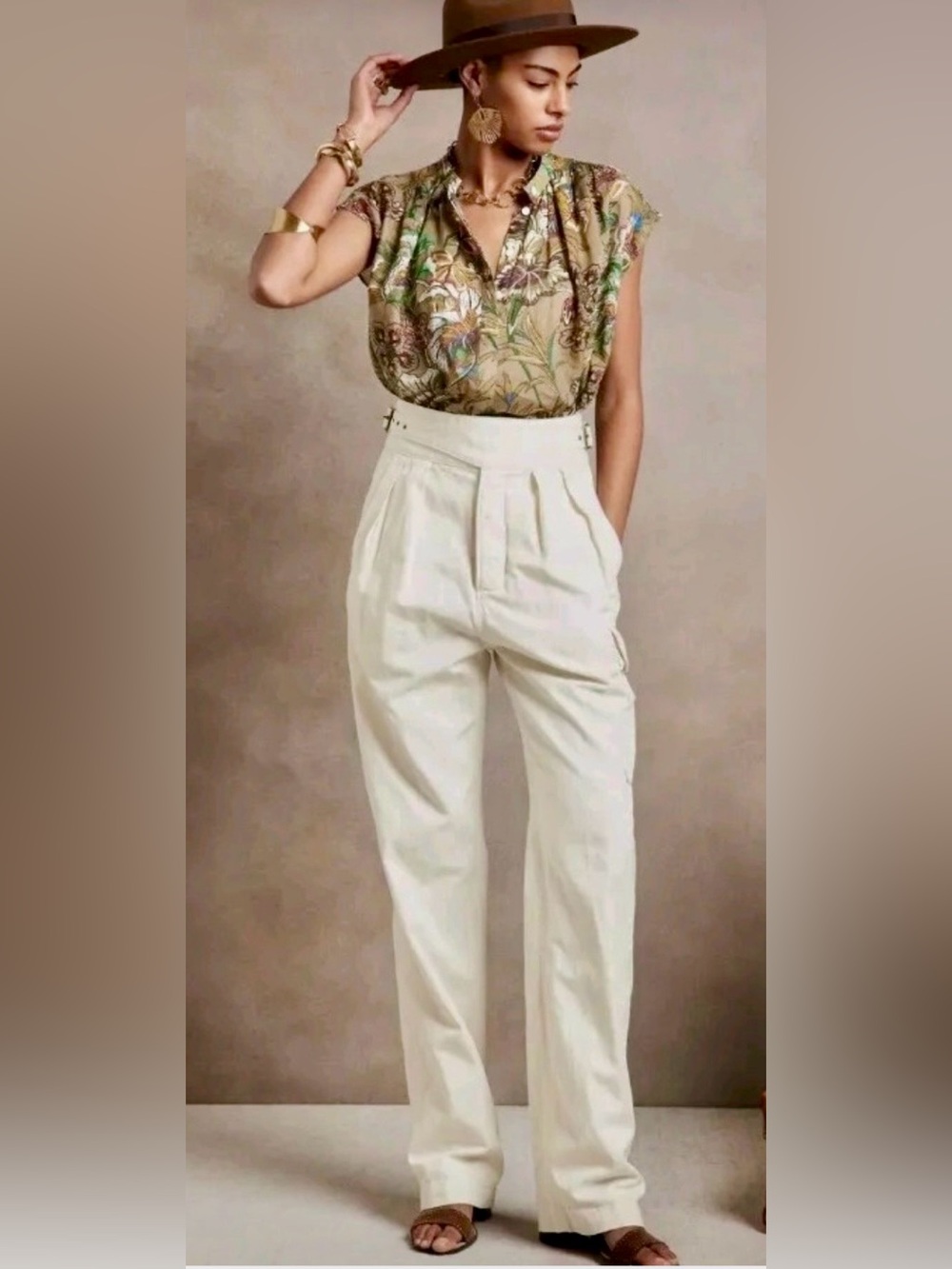 NWOT Banana Republic Pants Cargo Heritage Explorer Tapered Women’s Size 8 Petite